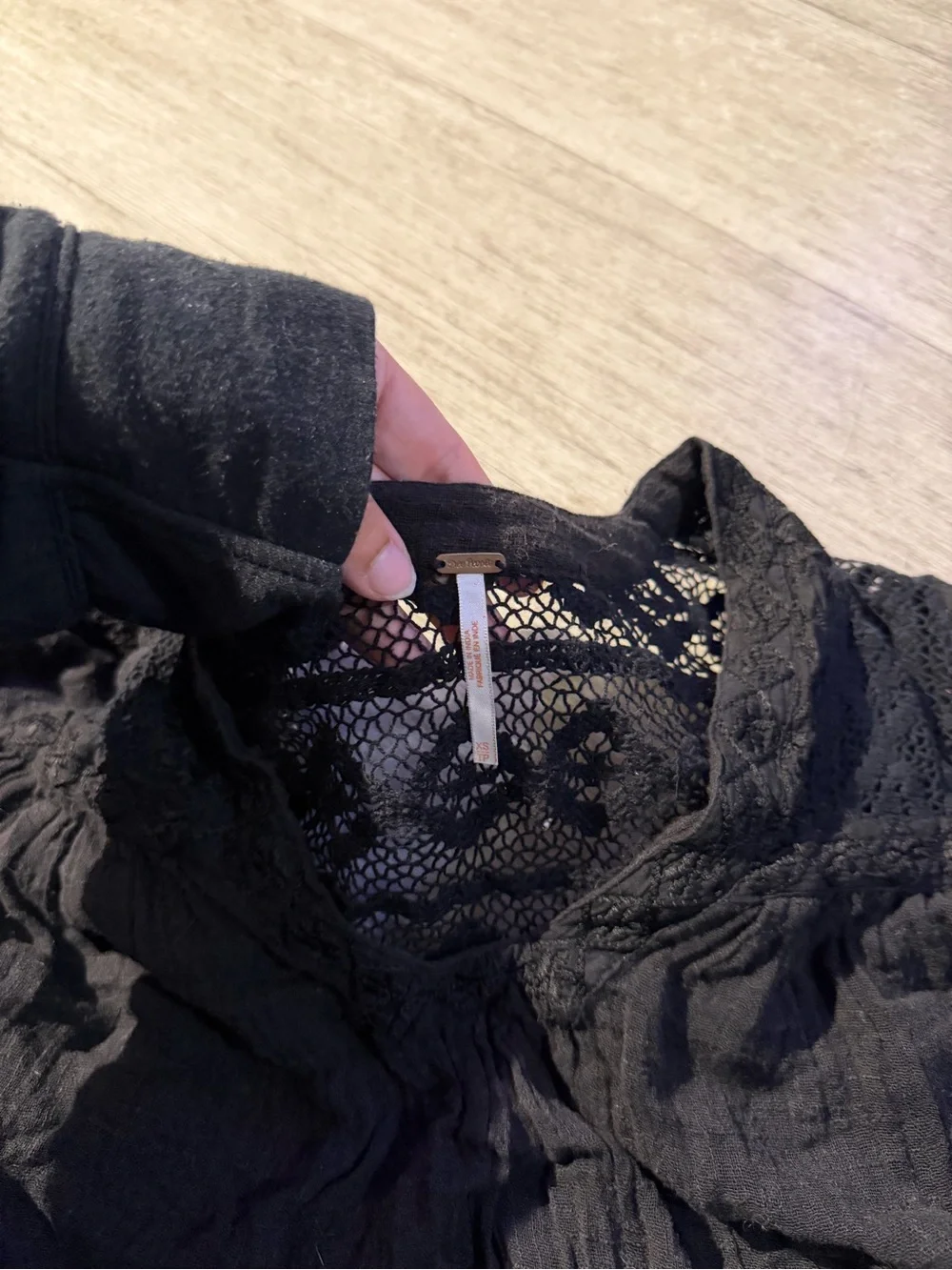 Free people Black Lace-Detail Flowing Peasant Top